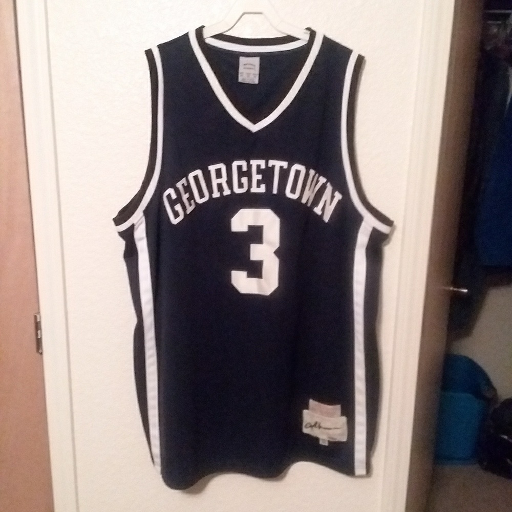 Allen Iverson (Georgetown Jersey) {VINTAGE}